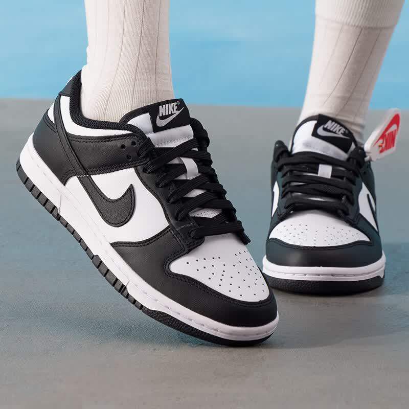 Nike Women s Dunk Low Lifestyle Shoes US 8.5