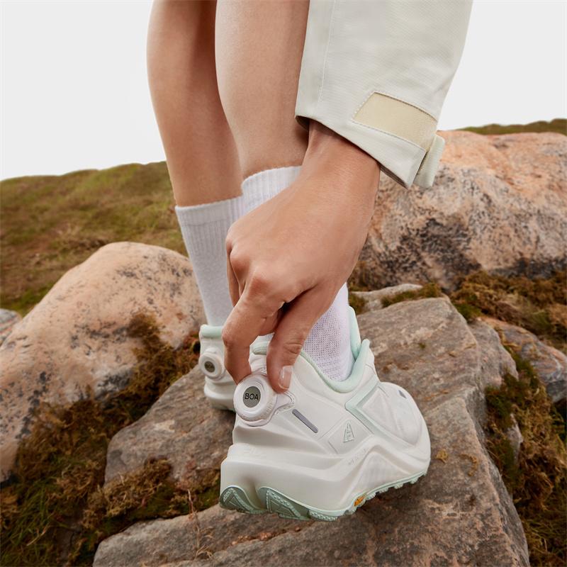 FILA BOA Abrasion Resistant Breathable Low top Outdoor Shoes Women's Bright White A12W431204FBW