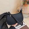 Diesjährige beliebte Mode Koreanische Version Umhängetasche Damen Frühling Neu Vielseitig Ins Einfarbige Sanfte Kleine Quadratische Tasche