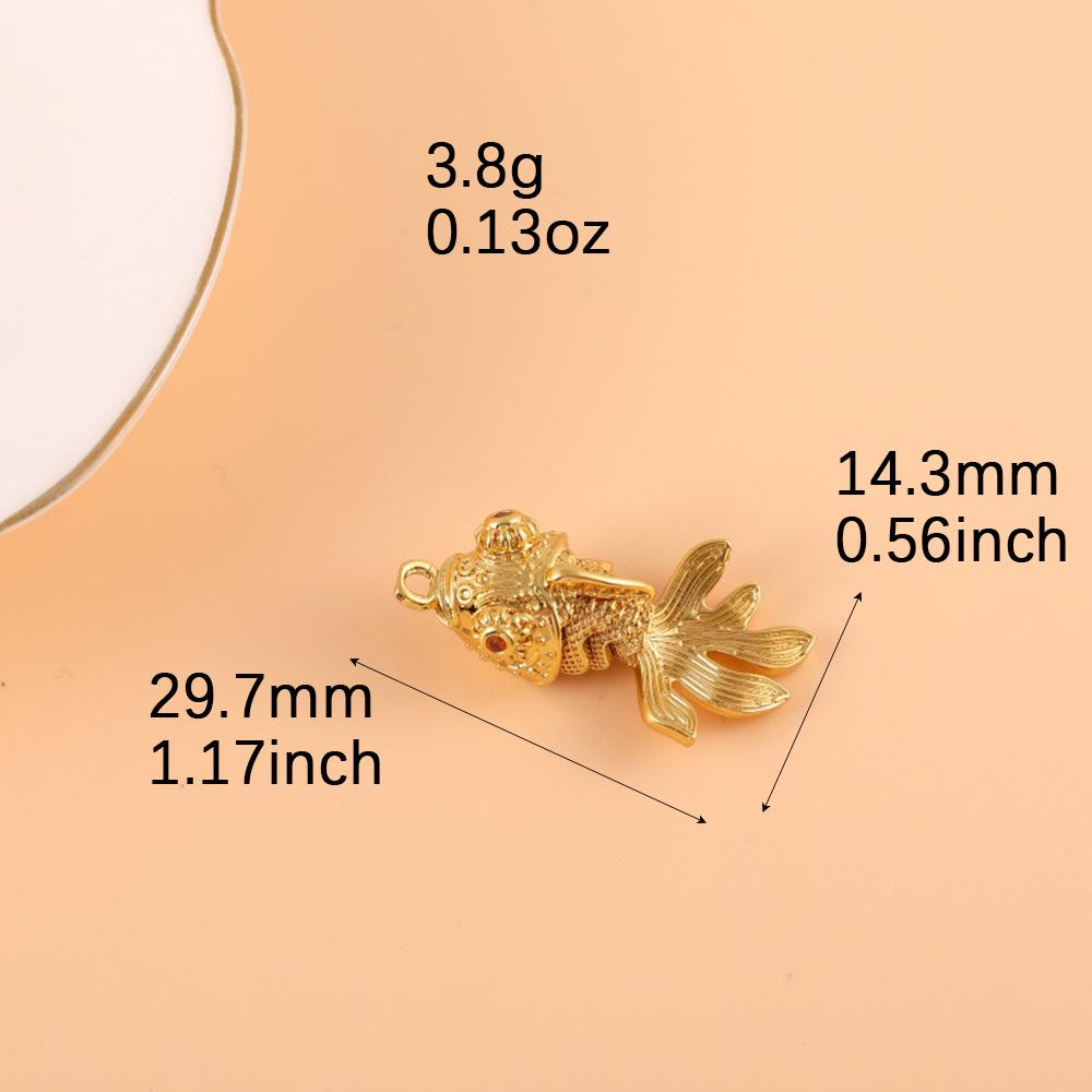 Eleganter vergoldeter Koi-Fisch Anhänger mit Strasssteinen