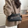 Korean Fashi Large Capacity Crossbody Bag Women Fashiable and Versatile Shoulder Bag Elegant Casual and Simple Baguette Bag