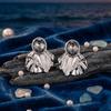 Vintage Metal Wave Petal Stud Earrings for Women Fashion Simple Elegant Texture Rhinestone Charm Earrings Female Jewelry