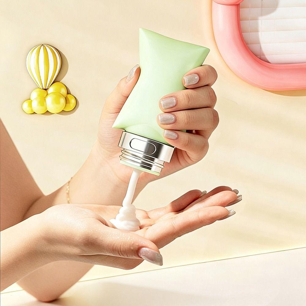 Leak Proof Refillable Bottle 74ML Lotion Shampoo Bottle Reusable Travel Bottle Travel Use