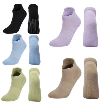 Women Sport Non Slip Yoga Socks with Grips for Pilates Ballet Barre Barefoot Hospital Anti Skid Fitness Exercise Socks