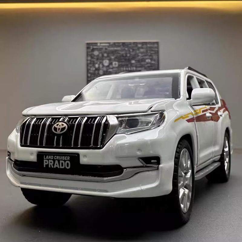 1/32 Toyota PRADO Land Cruiser SUV Alloy Car Model Diecast Metal Off-road Vehicle Car Model Sound and Light Kids Toy Gift