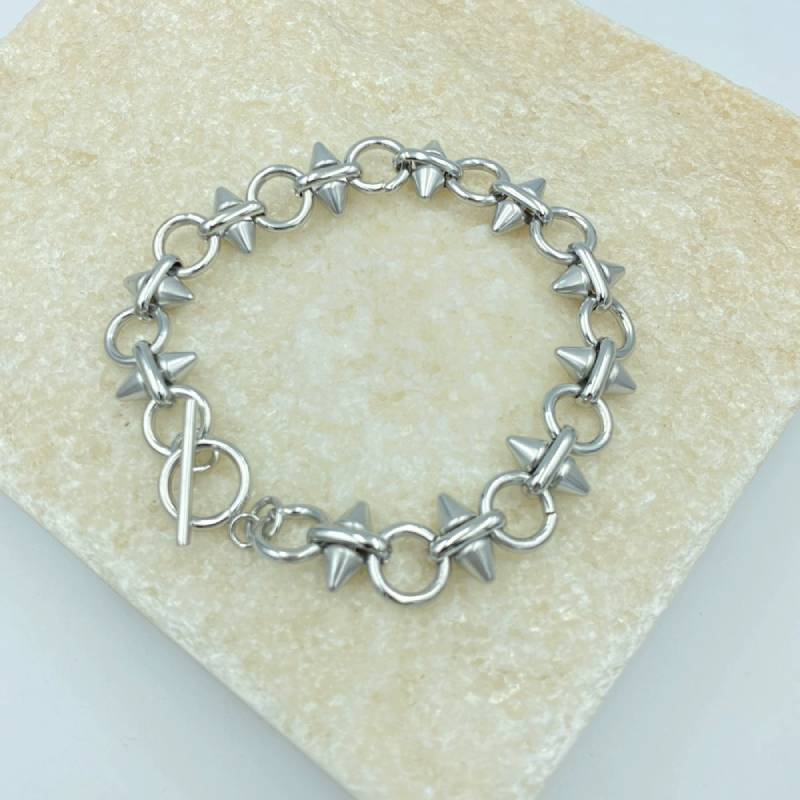Alloy Gothic Spiked Bracelet With Rose Flower Design For Men And Women