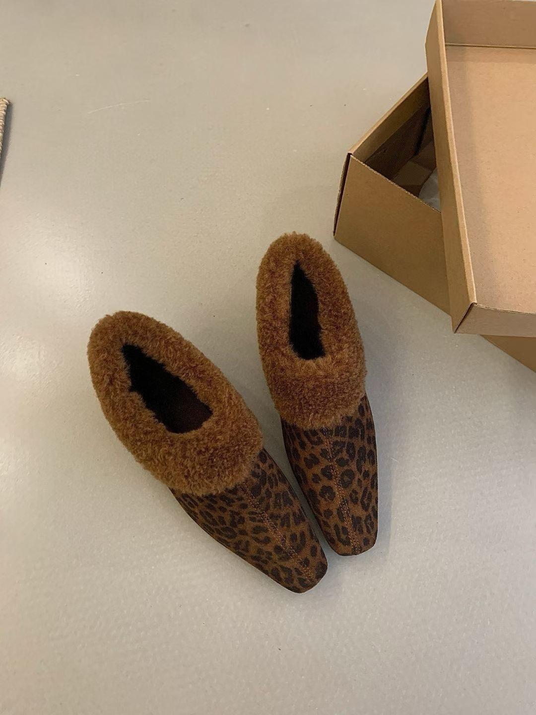 

French niche retro single shoes women s shoes autumn and winter velvet warm shoes cotton shoes 40 леопард друку кольору