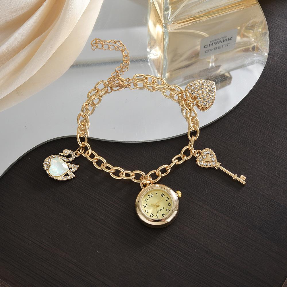

Charm Chain Bracelet Watch Temperament Jewelry Watch Modern Creative Personality European and American Style Women s Watch