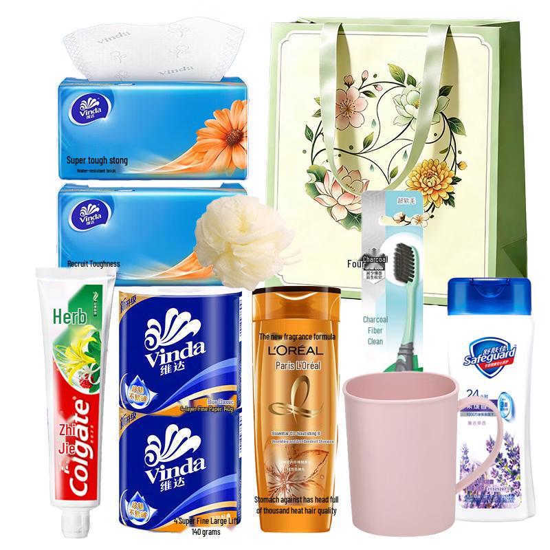 L'Oreal Essential Travel Toiletry Set