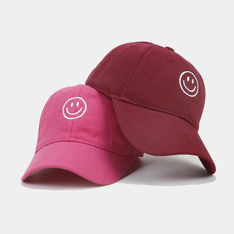 Neue süße Smiley-Gesicht-Stickerei weiches Oberteil Baseballkappe Herrenmode Persönlichkeit vielseitige Kappe Damen-Gesicht kleiner Schirm