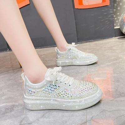 Sapatos Prateados Brancos Novos Sapatos de Plataforma Mulher 2025 Outono Strass Solado Grosso Brilhantes Tênis de Cristal Tendência Tênis Casuais