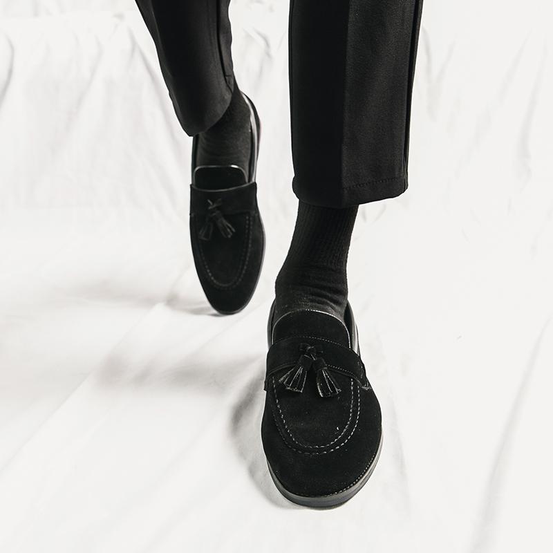 Fashion Hot selling men's shoes Luxury  designer styles Fashion parties and business offices Adult and comfortable loafer Black