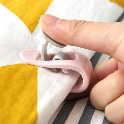Non-Slip Quilt Holder Duvet Quilt Clips Plastic Blankets Fastener Clip Bed Cover Duvet Sheet Fixer