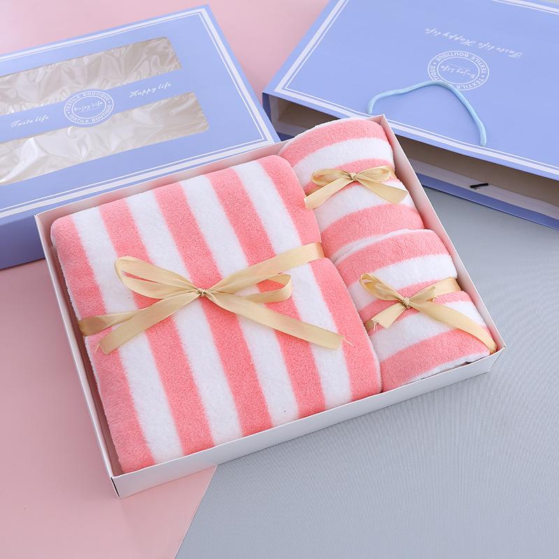 

Towel Gift Idea Box Event Random Gift Idea Engraved and Embroidery Lettering Opening Birthday Party Wedding Birthday Gift Idea 2 towels + 1 bath towel [gift box]