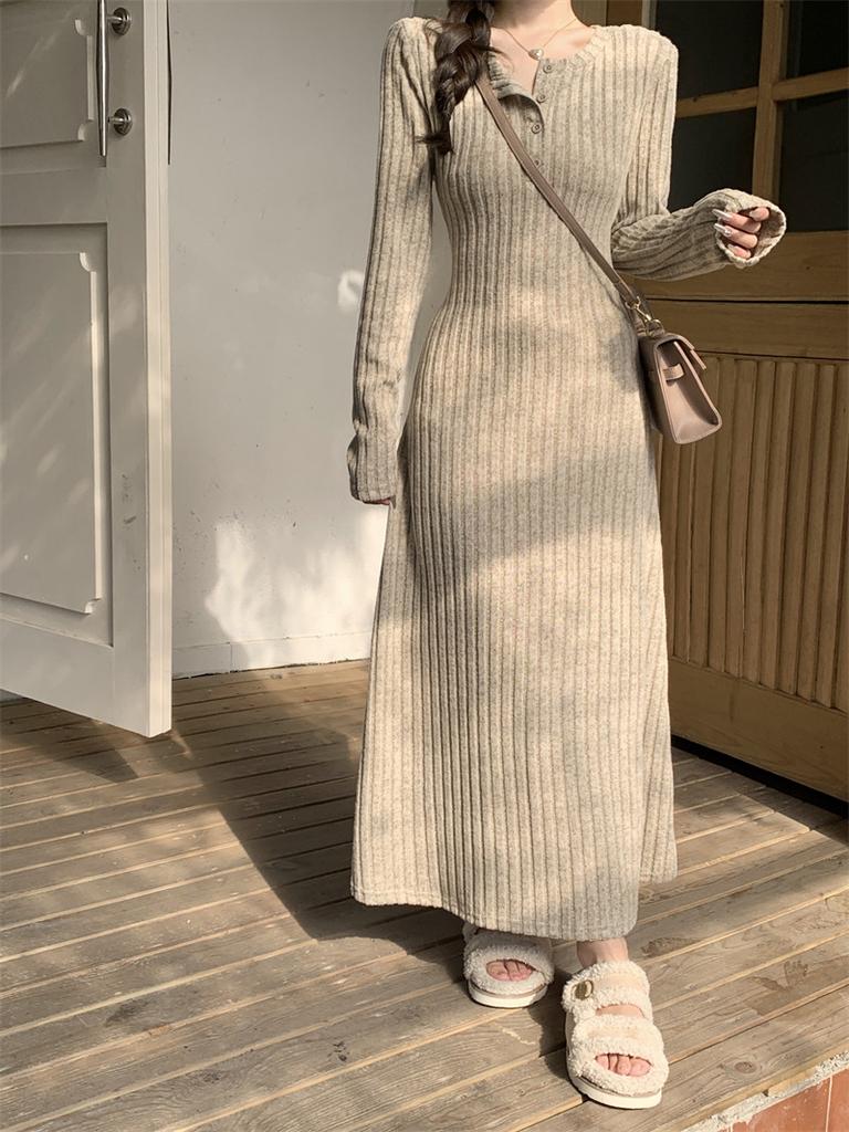 French Style Long Sleeve Knitted Dress Vintage Waist Cinching A- Line Skirt Women Autumn Winter Slimming Inner Wear