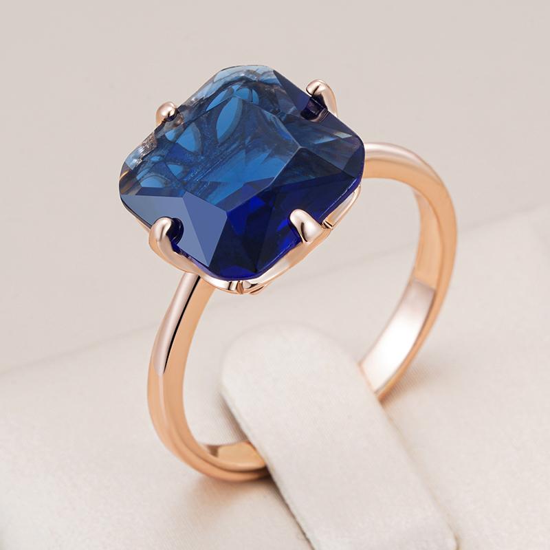 Quadratische blaue große Zirkonia-Ringe für Frauen, goldener Hoop, schlichter geometrischer Schmuck, Party, Alltagsaccessoires