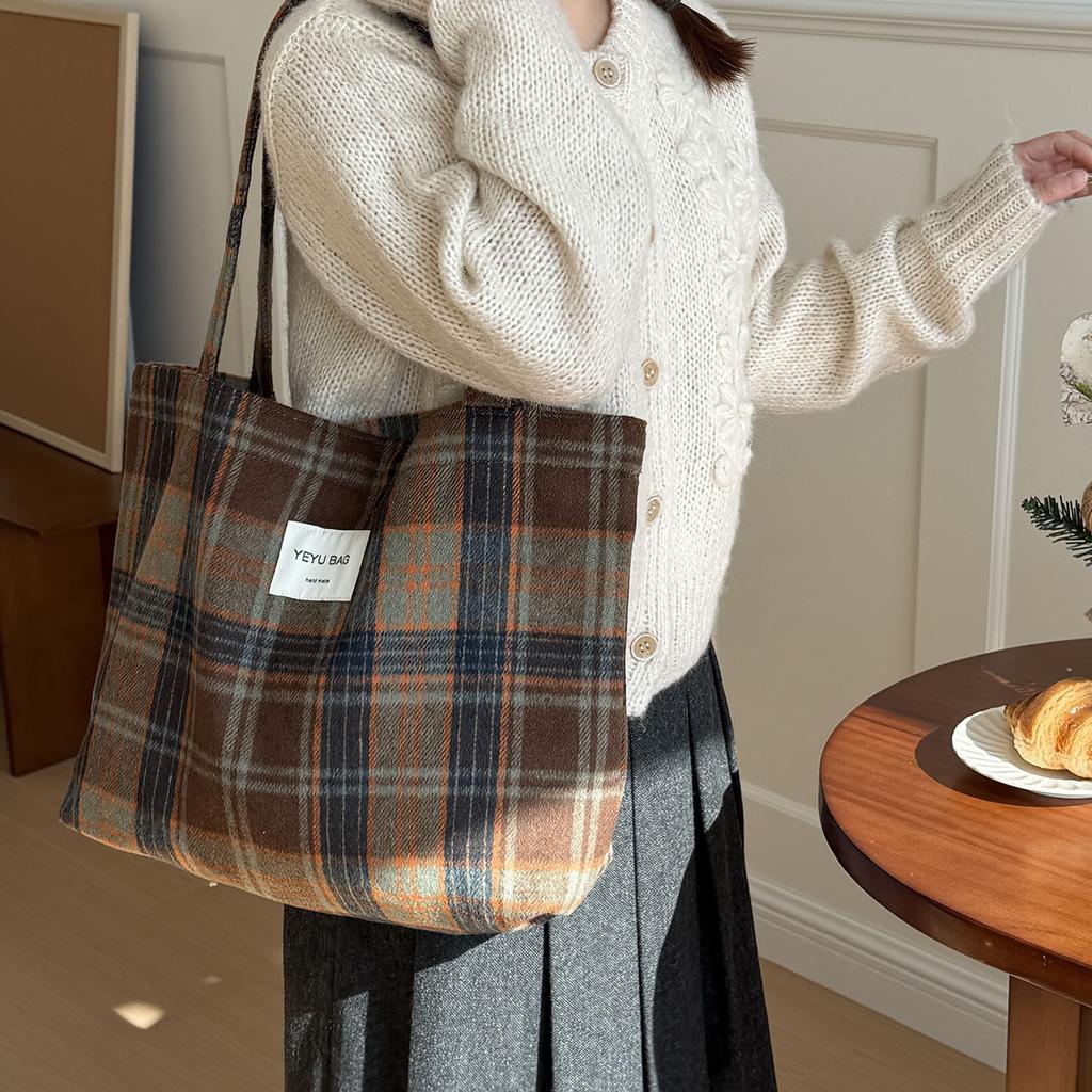 Vintage Literary British Plaid Woolen Women's Shoulder Bags Versatile Ladies Handbag Casual Large Capacity Female Tote Bag