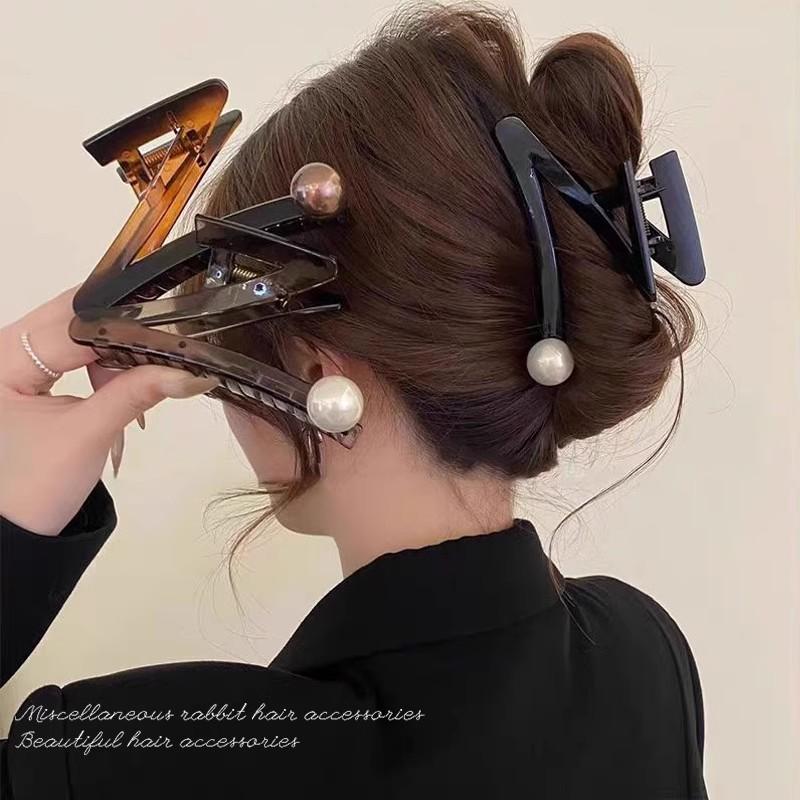 New Elegant "Z" Shape Pearl Hair Claw For Women Girls Sweet Hair Ornament Back Head Hair Holder Clip Fashion Hair Accessories