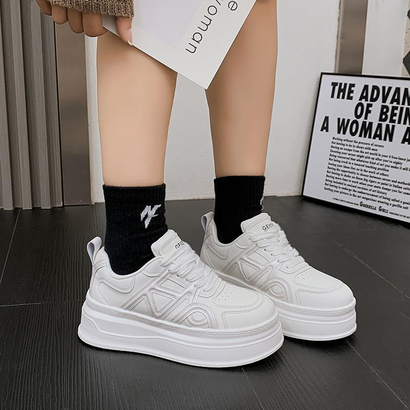 Little white shoes women's autumn new fashion versatile platform heightening board shoes sports and leisure shoes women