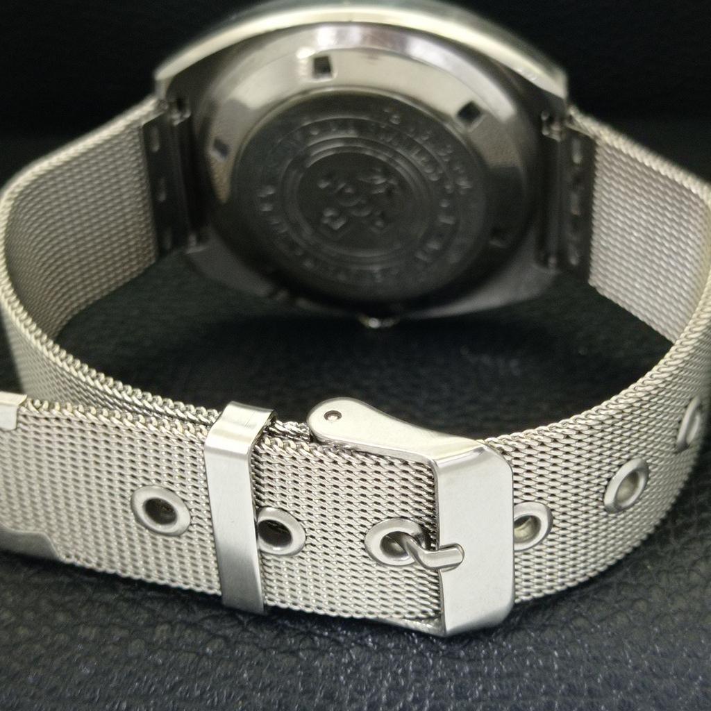 AUTOMATIC VINTAGE RICOH R31 JAPAN MENS SILVER COLOR DIAL WATCH a701943-5 R207-a701943