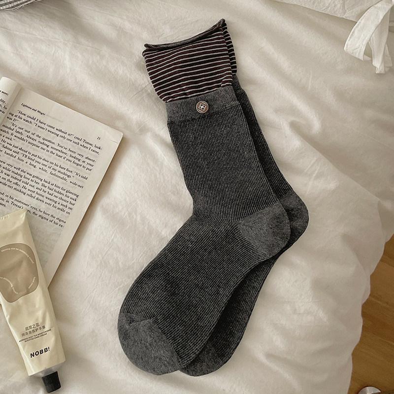 

Korean Trendy Cuffed Striped Mid-Calf Socks for Women with Personality Button, Loose Stacked Design, Cotton, Spring/Autumn Style One Size (35-40) темно-серого