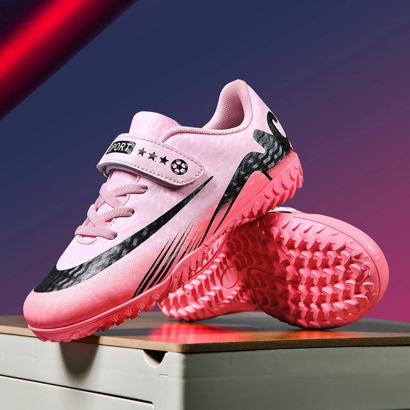 Amazon's new low-top Velcro football shoes boys training medium children and girls broken nail competition shoes