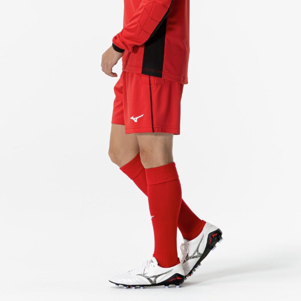 Soccer goalkeeper shorts, easy to move in, P2MBC075, unisex, Chinese Red, size M