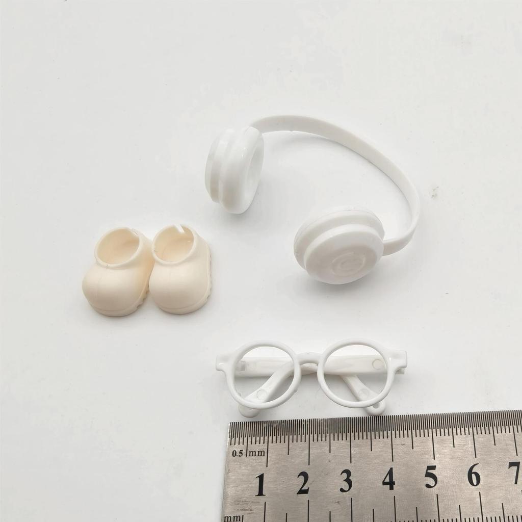 Heart Code Doll Accessories: Lensless Glasses, 4.0 Mini Labubu, Earphones, Shoes, and Three-Piece Set
