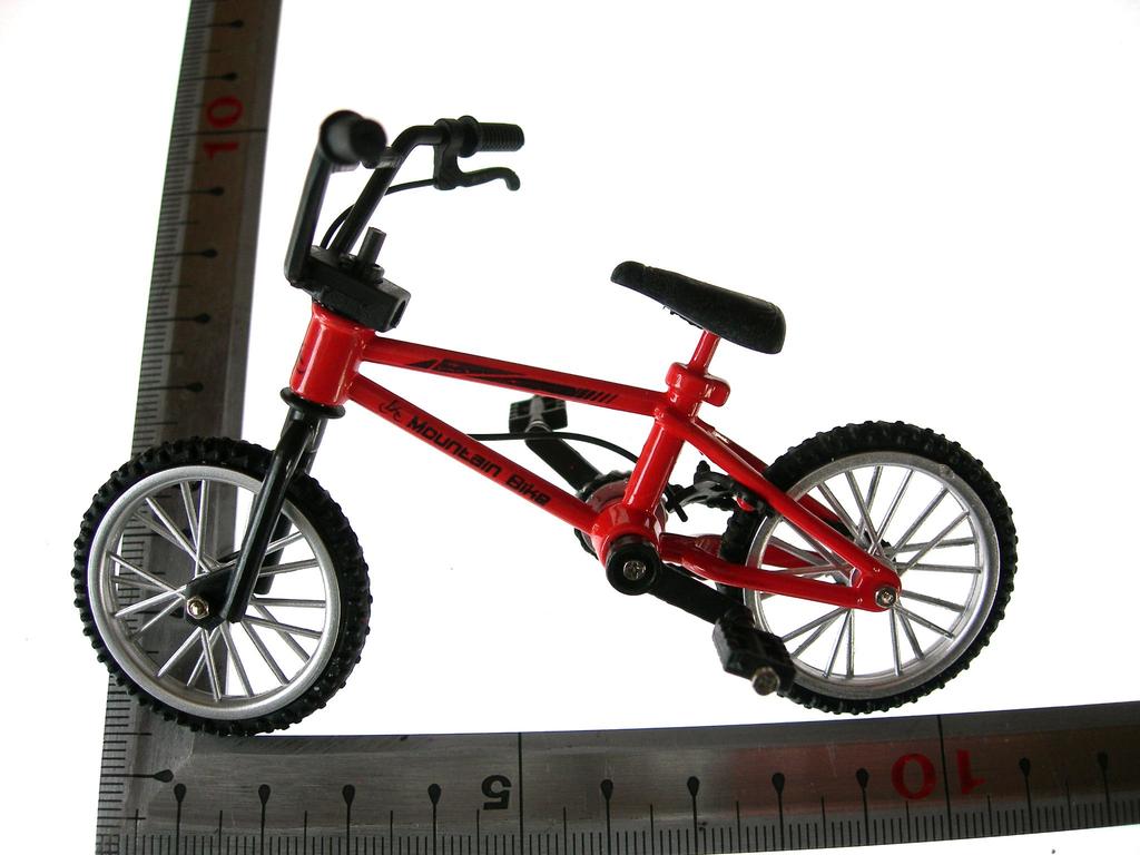 Sada 3 miniaturních BMX kol s ocelovým rámem