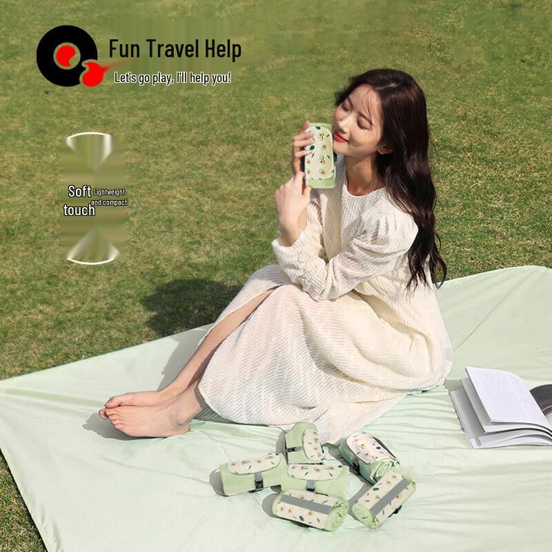 Mini Light Luxury Picnic Beach Mat