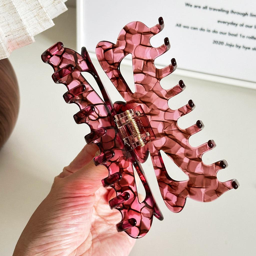 Schicke Große Blumenmuster-Haarkralle mit Herzdesign für Trendigen Alltagsgebrauch