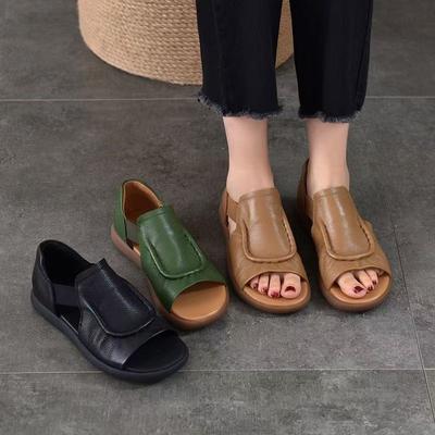 Einfache und vielseitige Sandalen mit flacher Sohle Damen Leder 2025 Sommer neu weiches Leder hohl Zehen offen Römische Sandalen Gummizug
