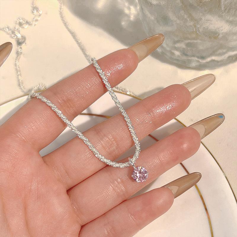 

French Retro Style Olive Green Diamond Mini Pendant Starry Sky Necklace Women s Ins Niche Sparkling Necklace