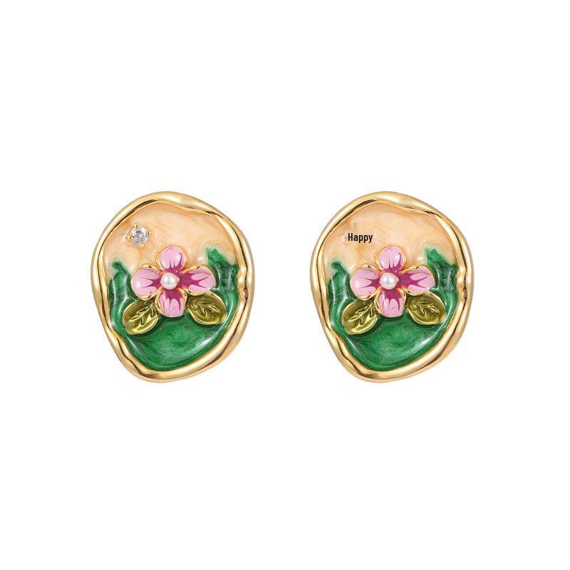 Miki 2025 Autumn/Winter Retro Floral Pearl Earrings for Women