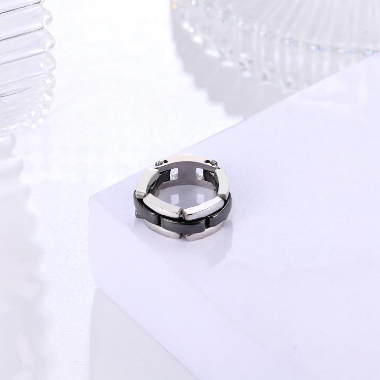 Paarringe aus Keramik und Titanstahl im koreanischen Stil – Unisex-Design in Europa und Amerika