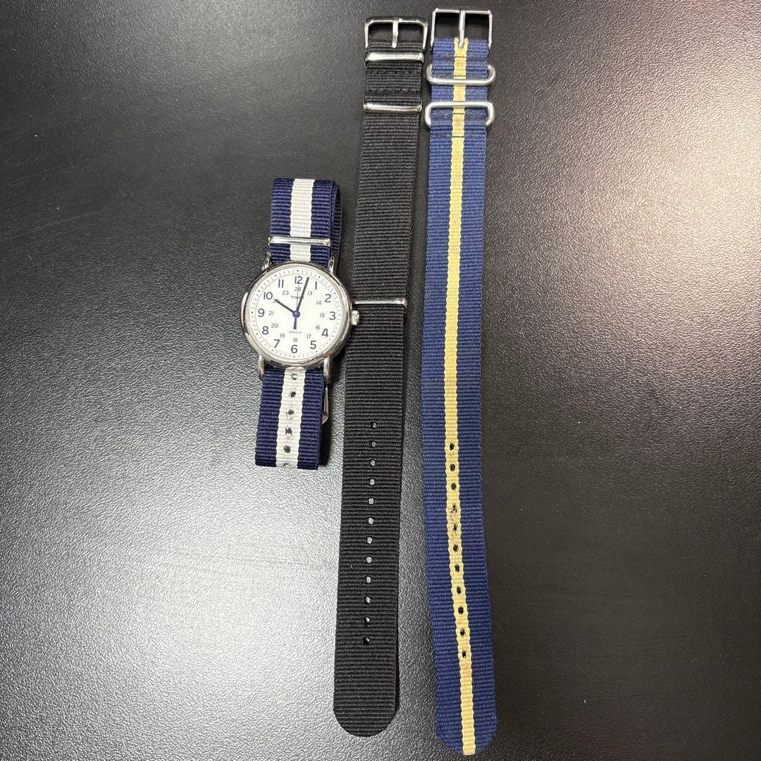 Quartz watch navy/white stripe