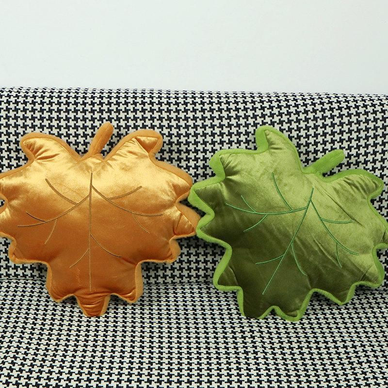 45cm Maple Leaf Throw Pillow Brown Green Leaves Artificial Plants Plushies Toys Sofa Bed Lumbar Cushion Suitable For Home Decor