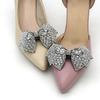Ein Schuh mit mehreren Schnallen-Accessoires DIY HochzeitsSchuh Dekoration Schnalle Schuhclip Schleife Schuh Blume Dekoration