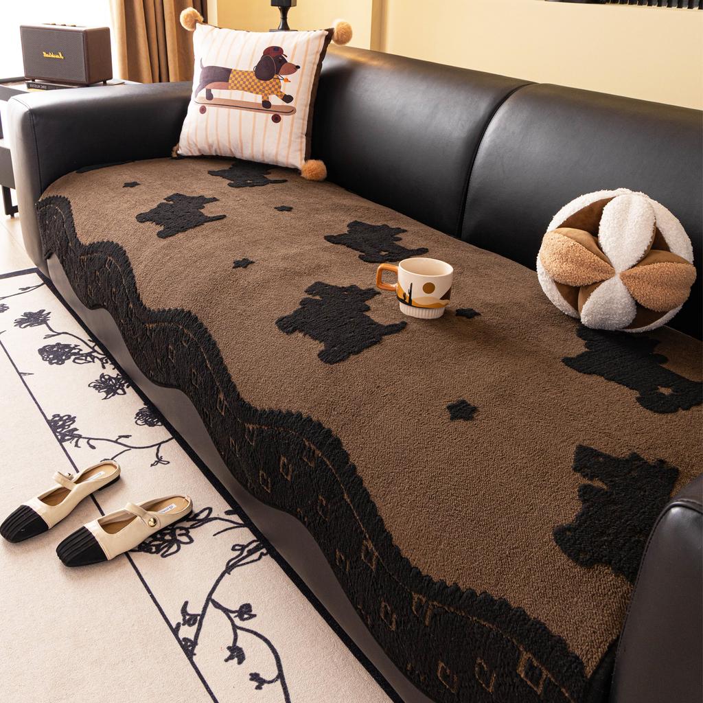 Winter Plush Non-Slip Cute Pattern Sofa Throw Cover Cartoon Dog Sofa Cushion Soft Fuzzy Furniture Protector Couch Pad Mats