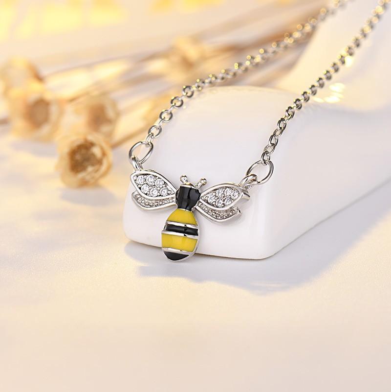 2026 Plated Sterling Silver New Popular Jewelry Women's Korean Version Bee Collarbone Chain Short URL Korea Qixi Festival Small Gift
