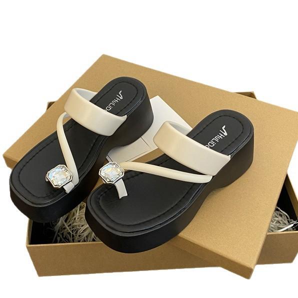 Fashion niche design sense rhinestone thick bottom heightening flip-flops women's 2025 summer new with skirt cool slippers