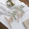 Hair Designer Alloy Claw Clip For Women With Fashionable Geometric Patterns Colors And