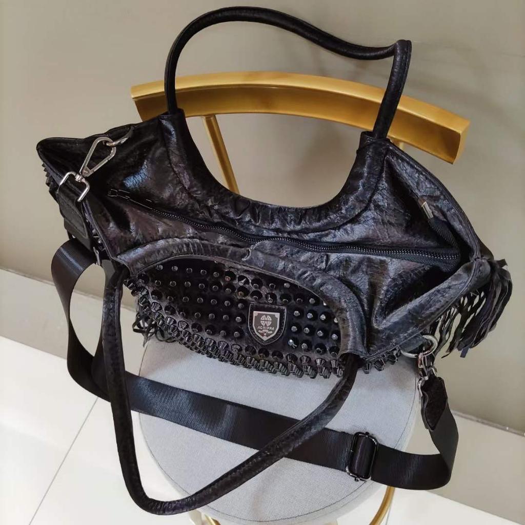 2024 New Shoulder Women's Bag Fashion Casual Rivet Versatile Soft Leather Single Shoulder Large Capacity Bag with Tassel