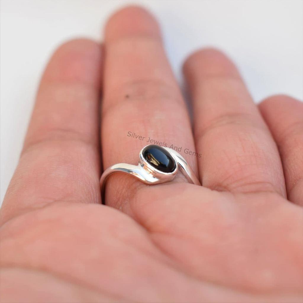 Natural Black Onyx Dainty Ring, Handmade Ring, 925 Sterling Silver Ring, Oval Black Onyx Ring, December Birthstone