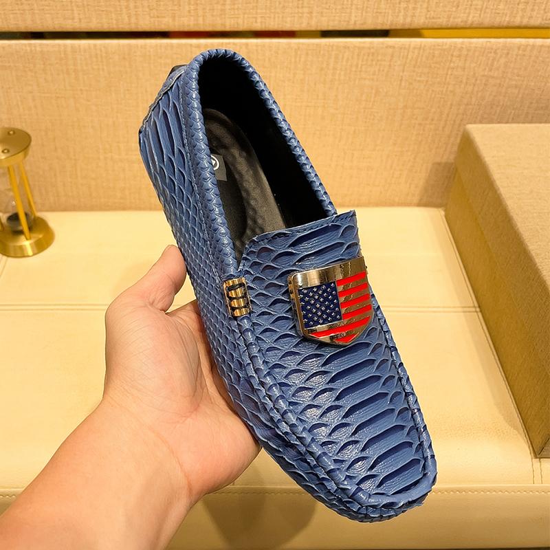 Luxury New Fashion Designer Patent Leather Shoes Men American Flag Metal Button Loafers Wedding Dress Prom Formal Footwear