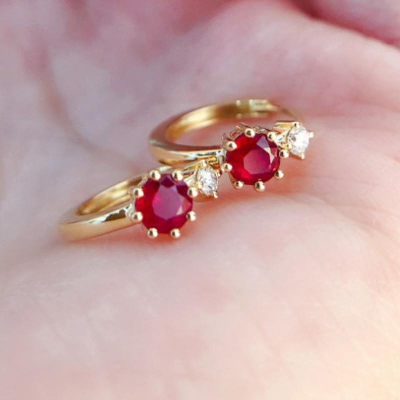 Classic Light Luxury Inlay Ruby Earrings for Women Simple and Small Red Gemstone Crystal Hoop Earings Wear Daily Jewelry