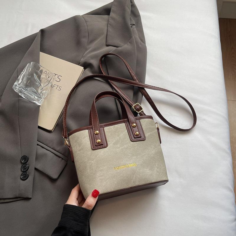 Premium Sense Light Luxury Small Bag Women 2025 New Versatile Messenger Bag Niche Unpopular Ins Portable Bucket Bag Women