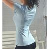 T-shirt da allenamento elasticizzata e ad asciugatura rapida a vestibilità slim da donna