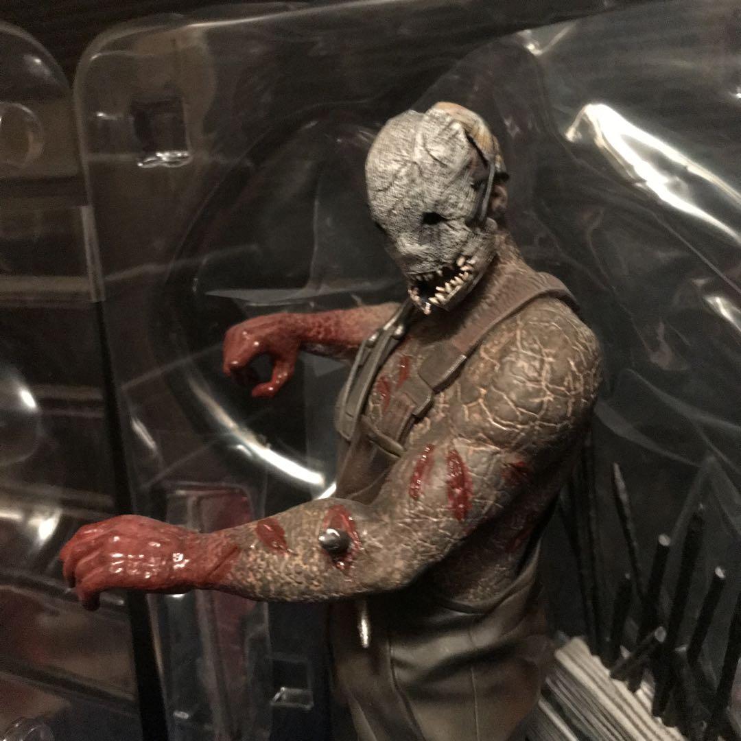 

[USED] Kotobukiya DEAD BY DAYLIGHT Trapper Figure