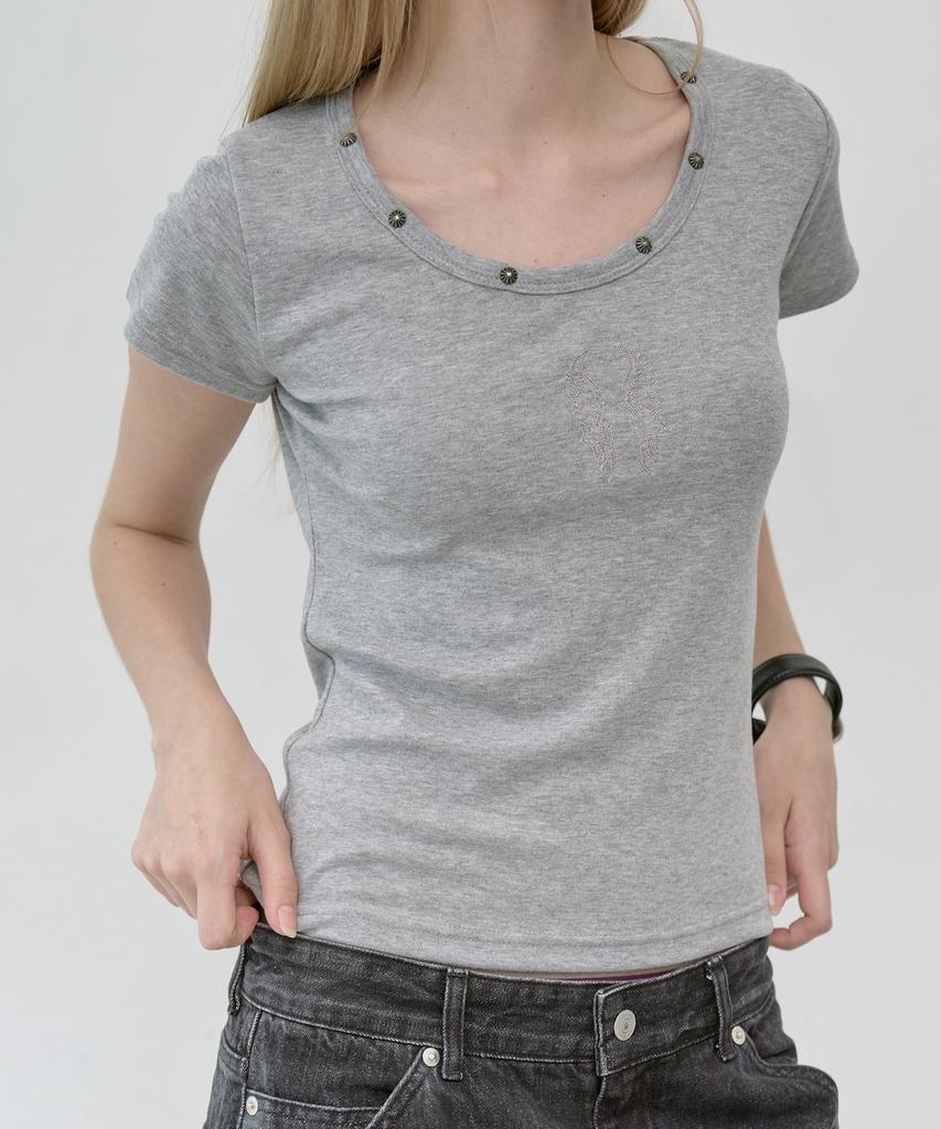 Lekim Lwe Studded T-Shirt (Gray)